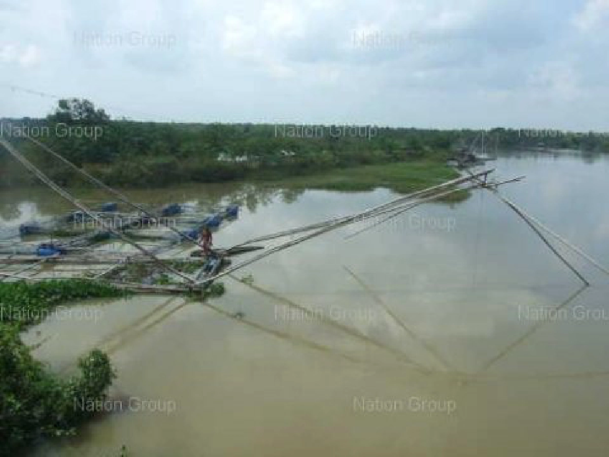 ตรึงกำลัง...ทุกพื้นที่น้ำท่วมกวาดล้าง...อาชญากรรม ตรึงกำลัง...ทุกพื้นที่น้ำท่วมกวาดล้าง...อาชญากรรม