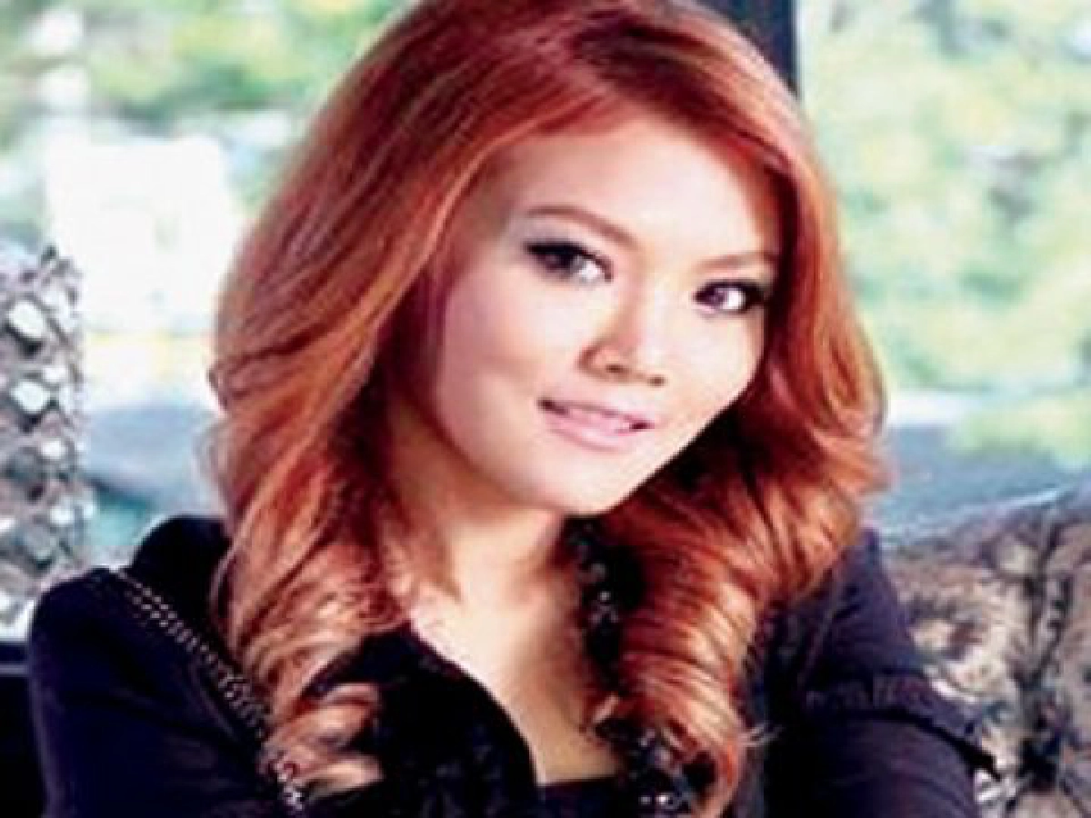 แซ่ดทะลุทุ่ง 1พ.ย.53 แซ่ดทะลุทุ่ง 1พ.ย.53