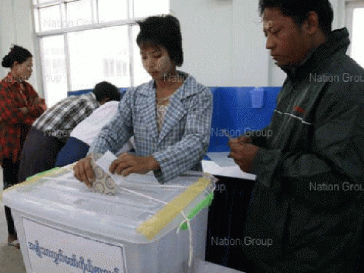 นับคะแนนพรรคนอมินีทหารพม่านำลิ่ว