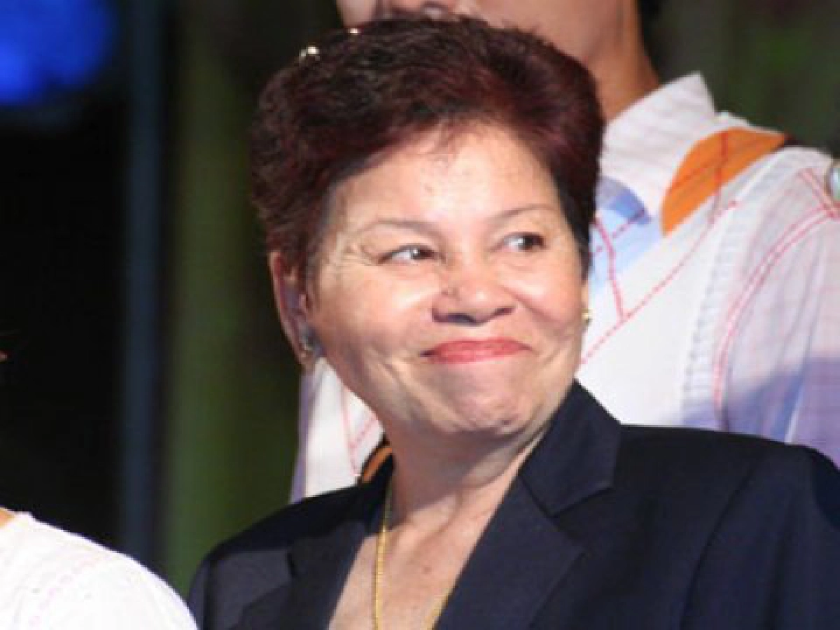 แซดทะลุทุ่ง (ศุกร์ที่ 12 พฤศจิกายน 2553)

