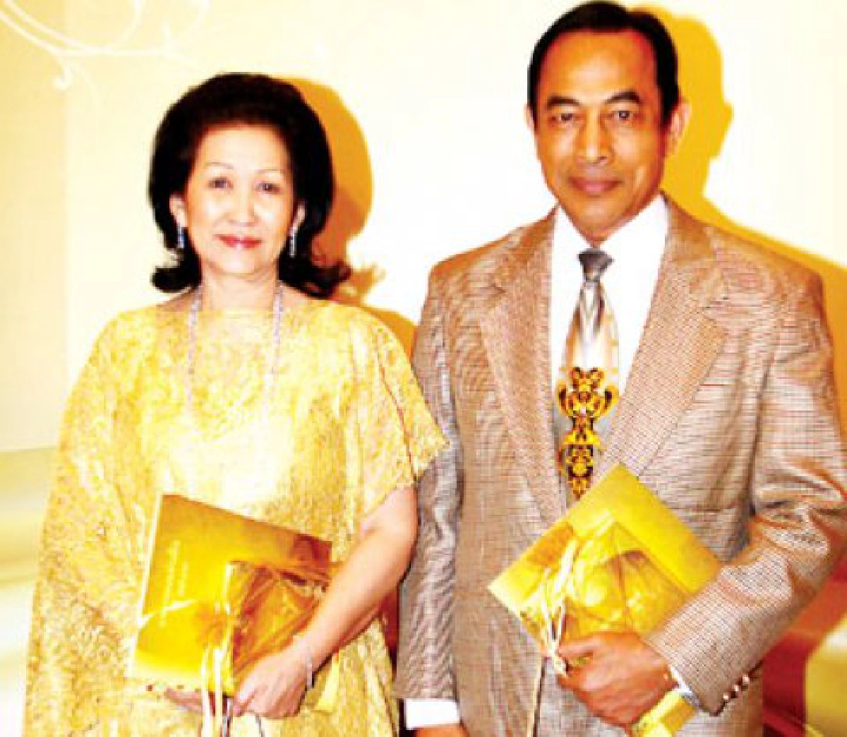 คมชัดลึกมอบรางวัลคนดี"แทนคุณแผ่นดิน" คมชัดลึกมอบรางวัลคนดี"แทนคุณแผ่นดิน"