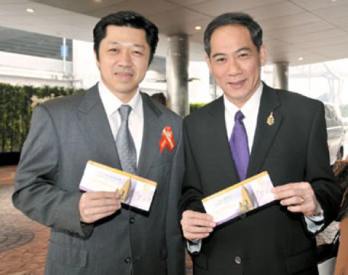 "สมเด็จพระบรมฯ"ทรงทำการบินเที่ยวบินมหากุศล
