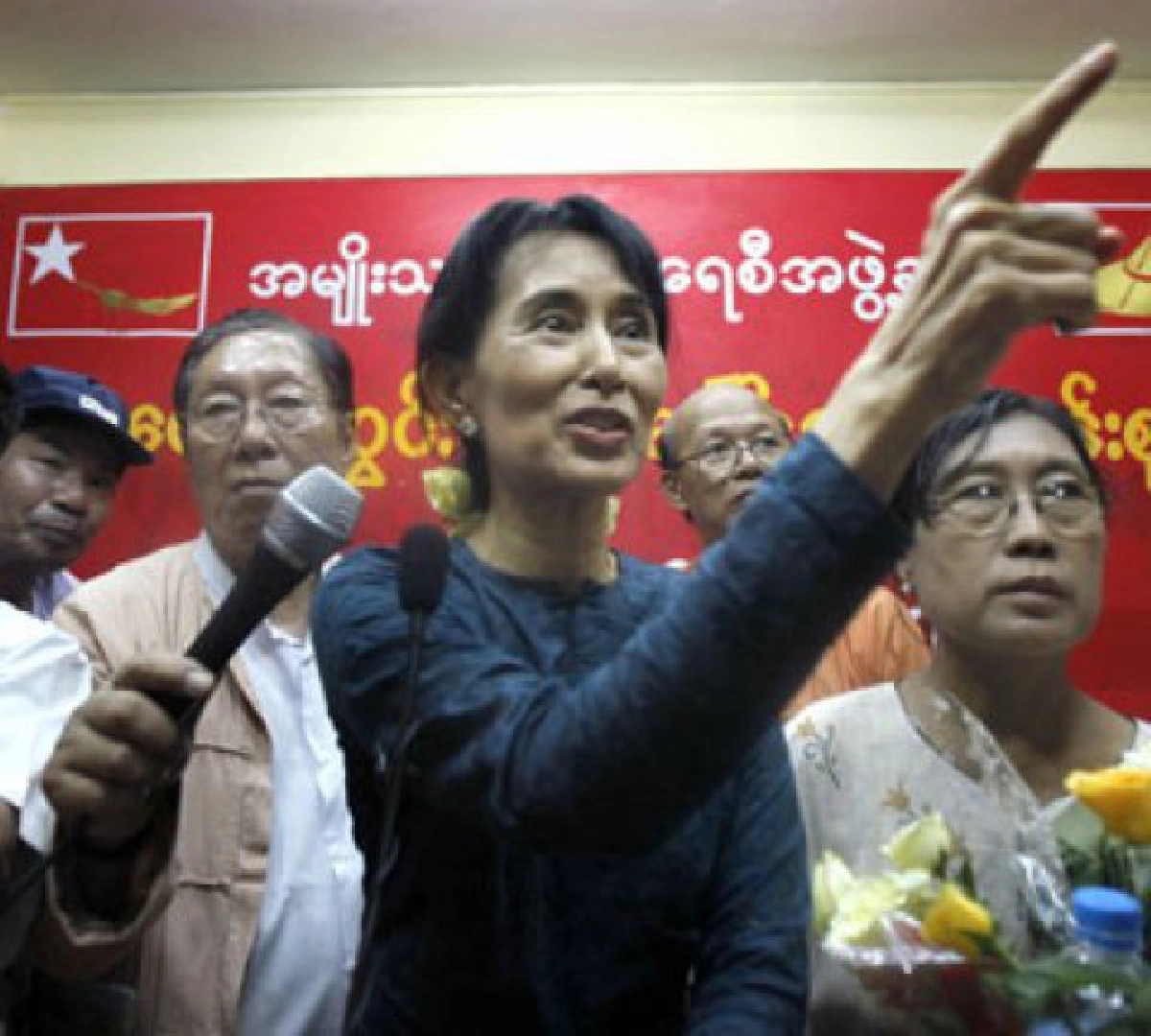 เธอคือเนลสันแมนเดลล่าแห่งเอเชีย