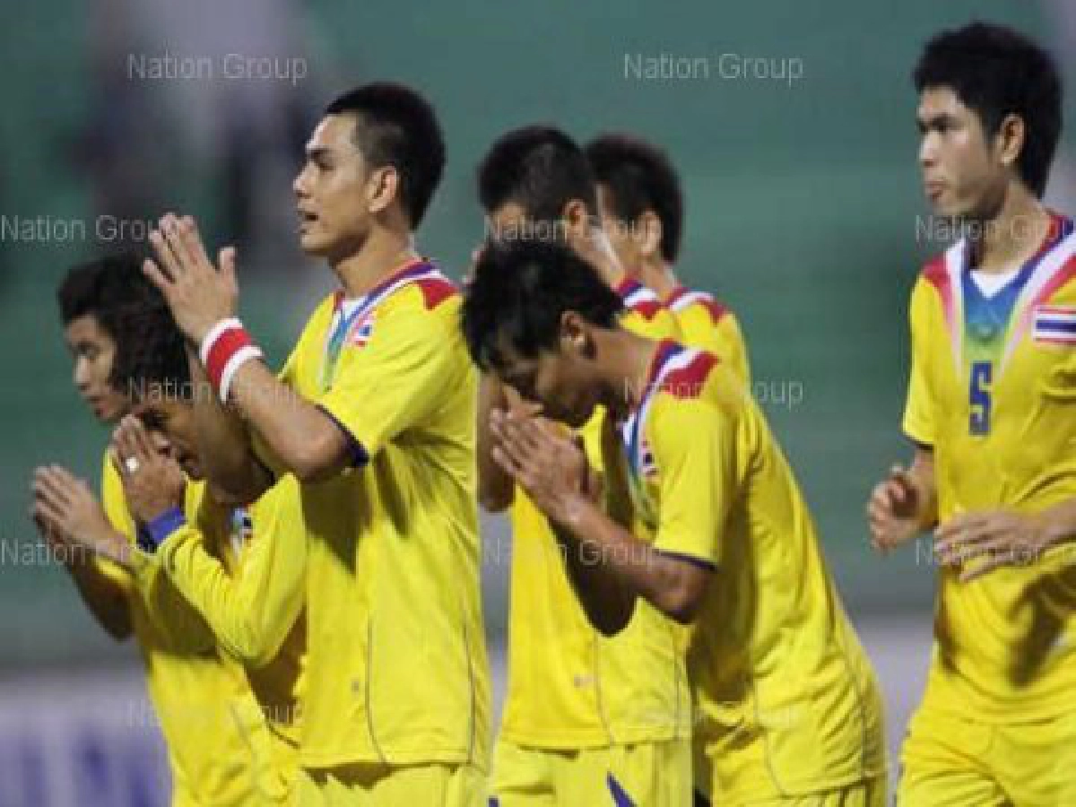 ลุ้นบอลไทยหักเติร์ก'ร็อบสัน'โวปิดเกมใน90นาที ลุ้นบอลไทยหักเติร์ก'ร็อบสัน'โวปิดเกมใน90นาที