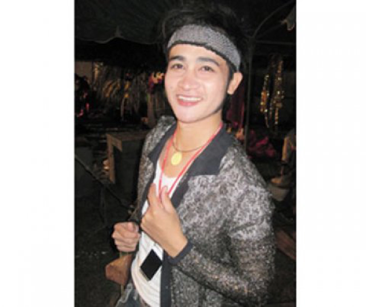 วงหมอลำสำลักน้ำท่วม
เจ้าภาพหด-คนดูร่อยหรอ วงหมอลำสำลักน้ำท่วม
เจ้าภาพหด-คนดูร่อยหรอ