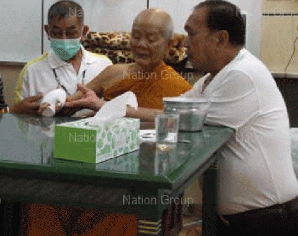 พ่อคูณอาการดีขึ้นคาด22พ.ย.กลับวัด พ่อคูณอาการดีขึ้นคาด22พ.ย.กลับวัด