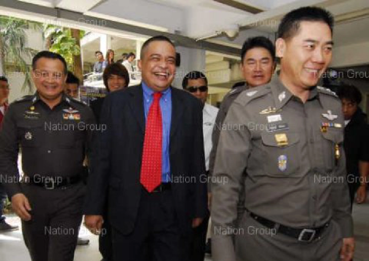 ผบช.น.ลั่นนปช.ต้องชุมนุมในกรอบกม. ผบช.น.ลั่นนปช.ต้องชุมนุมในกรอบกม.