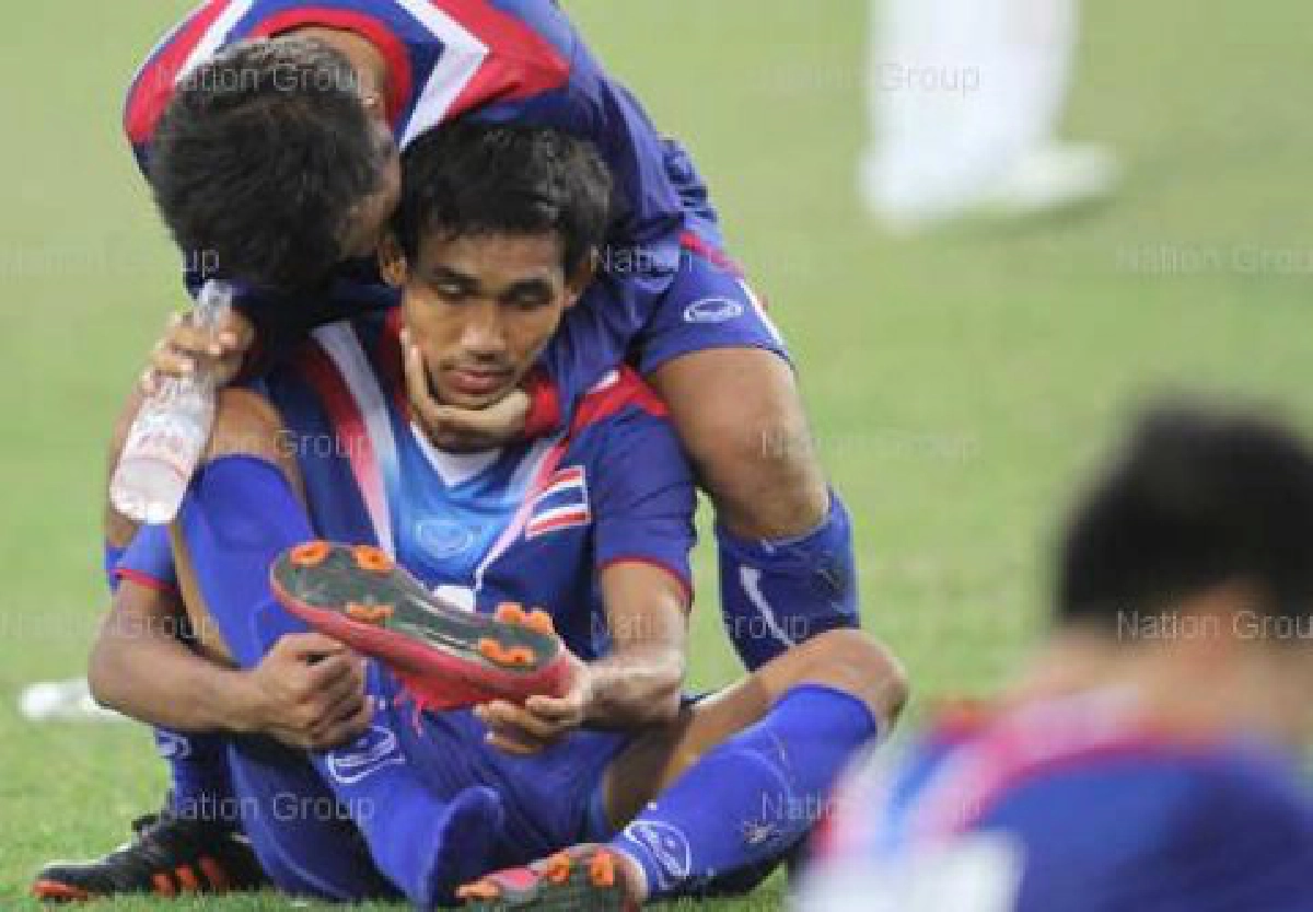 "บอลไทย"พลาดโดนญี่ปุ่นซัดท้ายครึ่งแรก "บอลไทย"พลาดโดนญี่ปุ่นซัดท้ายครึ่งแรก