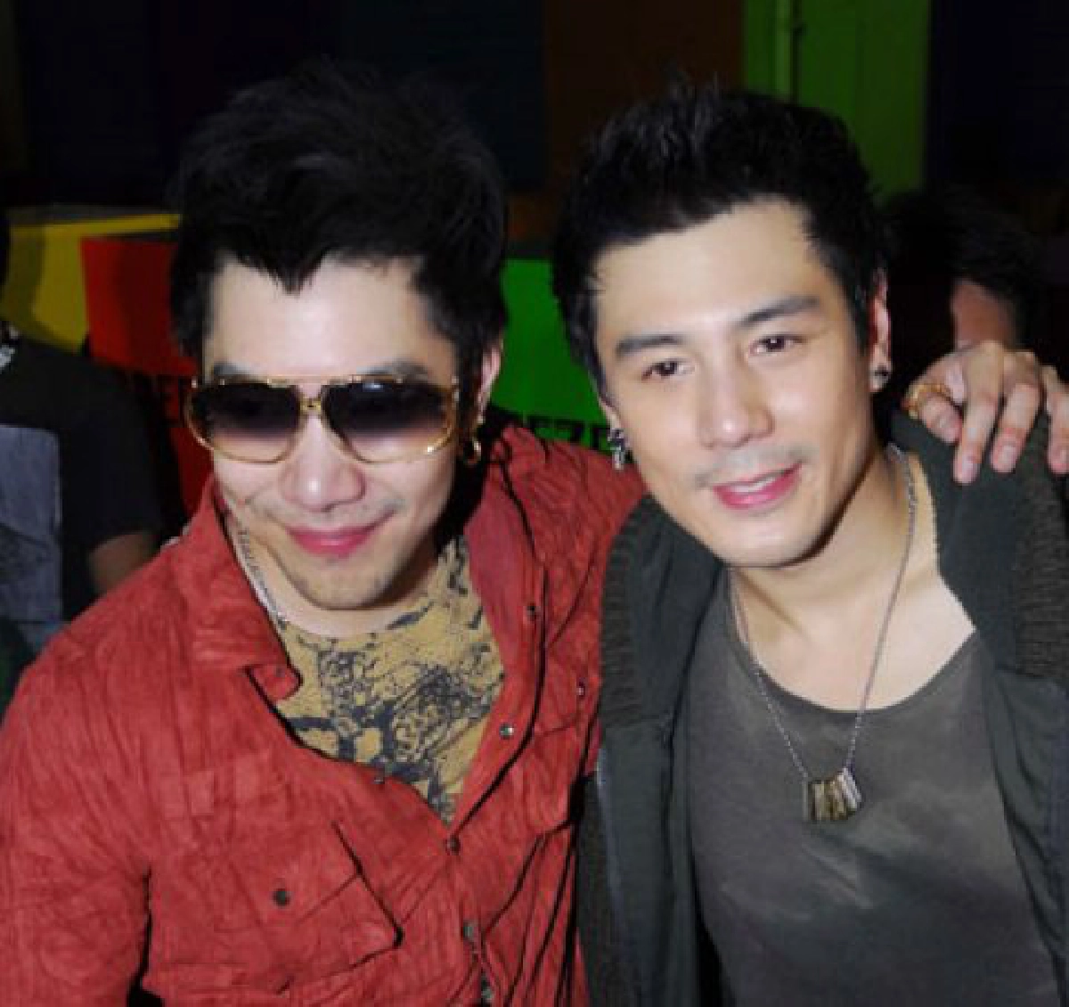 บังเอิญ (หน้า) เหมือน !!
