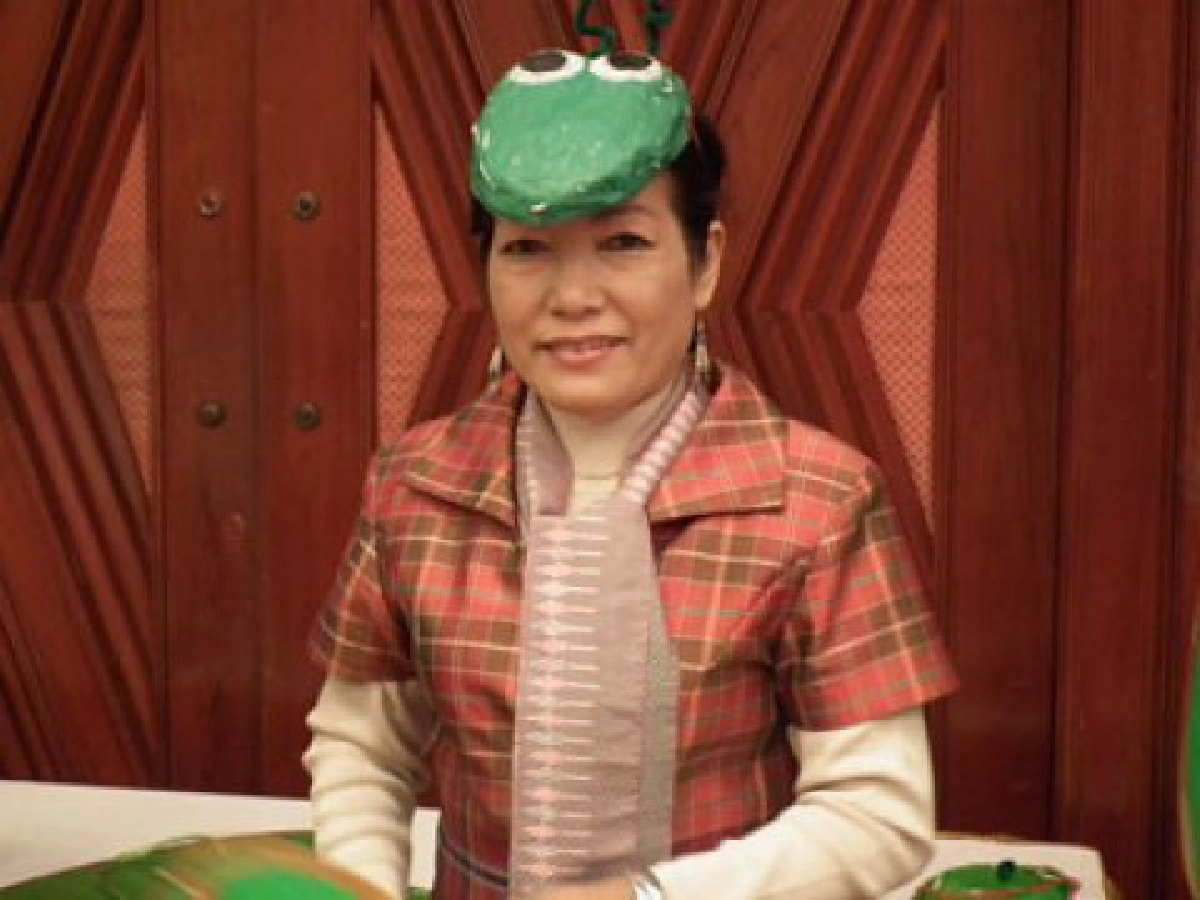 ศิลป์แห่งแผ่นดิน - กะโล้บติงต็อง

