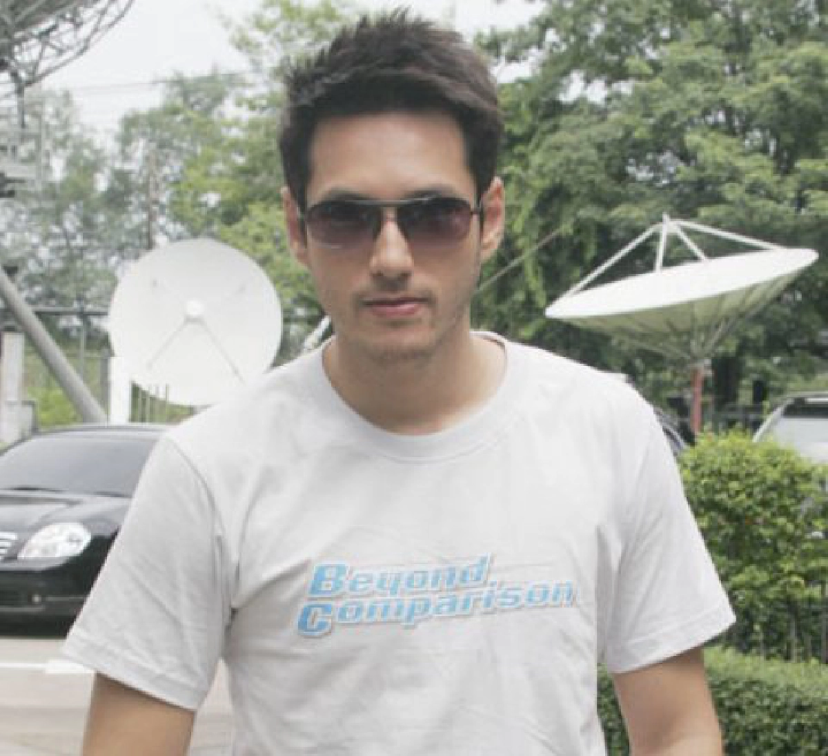 เม้าท์นอกจอ  (พฤหัสบดีที่ 25 พฤศจิกายน 2553)

