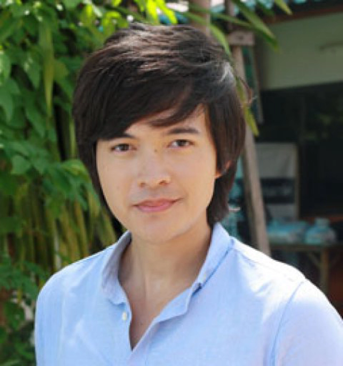 เม้าท์นอกจอ (ศุกร์ที่ 3 ธันวาคม 2553)
เม้าท์นอกจอ (ศุกร์ที่ 3 ธันวาคม 2553)