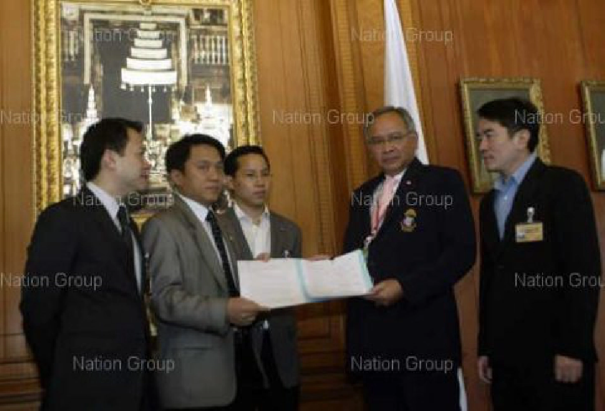 ส.ส.ยื่นตีความบันทึกประชุมร่วมเจบีซี ส.ส.ยื่นตีความบันทึกประชุมร่วมเจบีซี