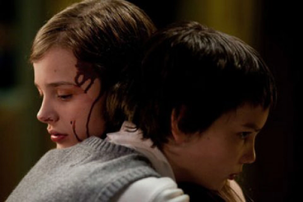 Let Me In
หนังชอบสุดแห่งปีของสตีเฟ่น คิง
Let Me In
หนังชอบสุดแห่งปีของสตีเฟ่น คิง