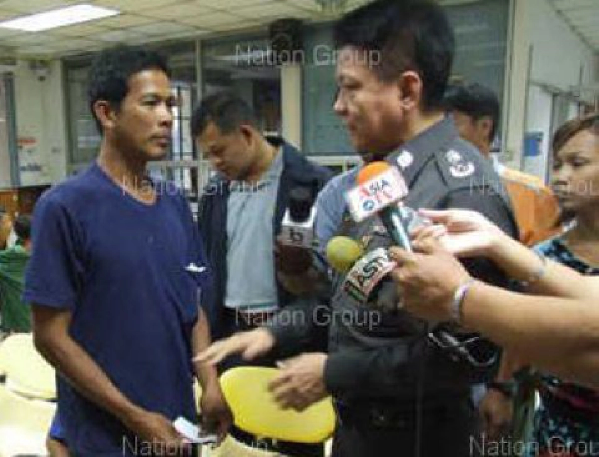 หามเด็ก4คนส่งรพ.หลังซดน้ำยาขัดเงา หามเด็ก4คนส่งรพ.หลังซดน้ำยาขัดเงา