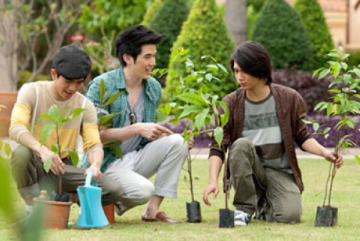 คนสำคัญคืนสำคัญเพลงส่งสุขปีใหม่
จากใจ 9 หนุ่ม เดอะ ยัง แบชเชเลอร์ คนสำคัญคืนสำคัญเพลงส่งสุขปีใหม่
จากใจ 9 หนุ่ม เดอะ ยัง แบชเชเลอร์