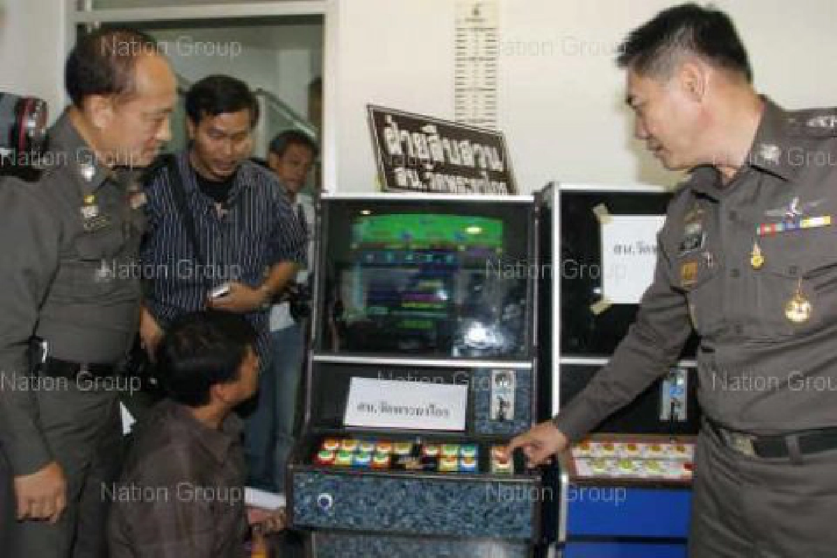 ผบช.น.ลั่นตร.เอี่ยวตู้ม้าฟันวินัยทันที ผบช.น.ลั่นตร.เอี่ยวตู้ม้าฟันวินัยทันที