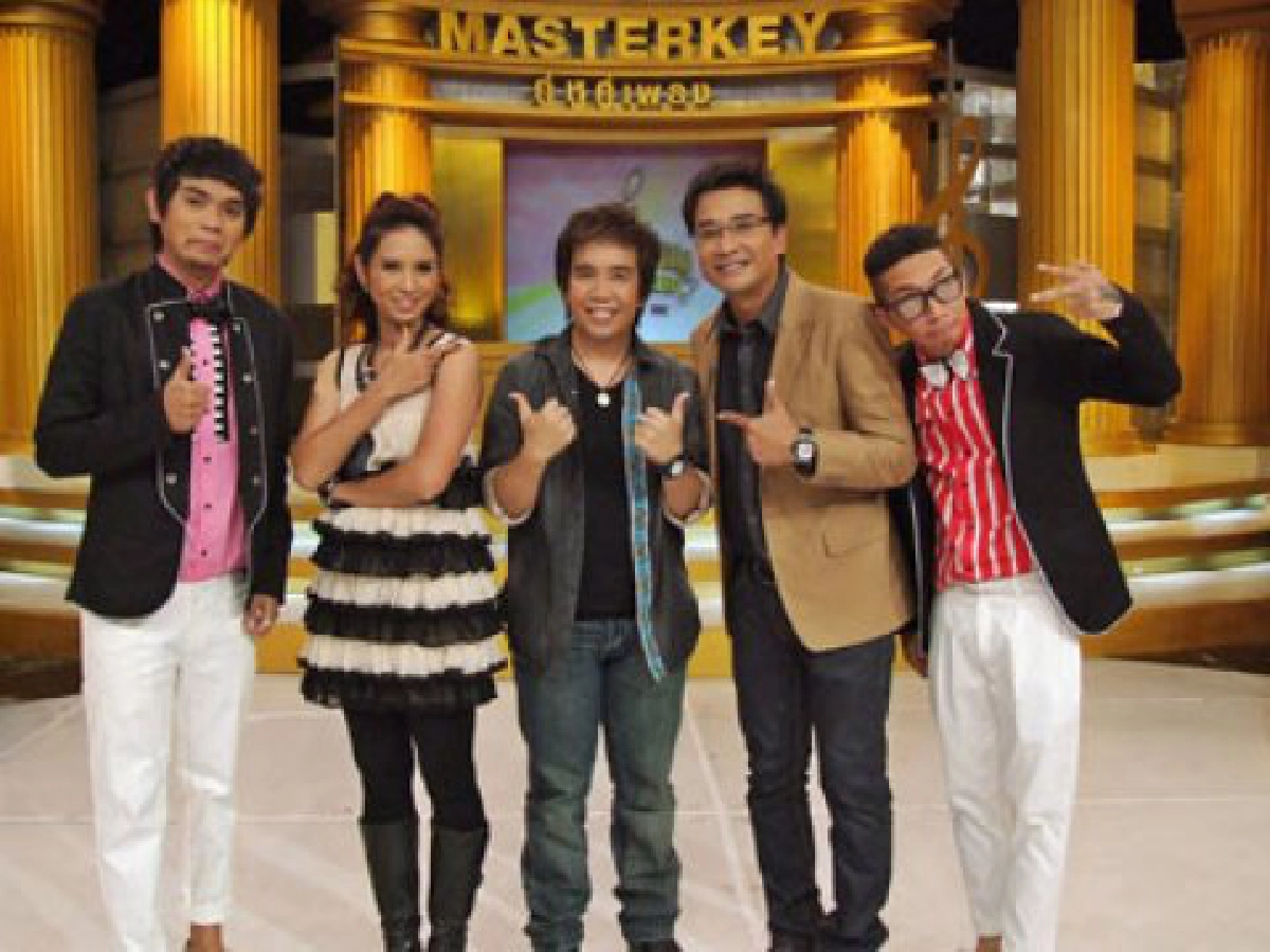 ไฮไลท์ทีวี (อังคารที่ 21 ธันวาคม 2553)
ไฮไลท์ทีวี (อังคารที่ 21 ธันวาคม 2553)