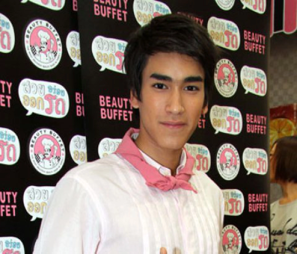 เม้าท์นอกจอ (พฤหัสบดีที่ 23 ธันวาคม 2553)
เม้าท์นอกจอ (พฤหัสบดีที่ 23 ธันวาคม 2553)