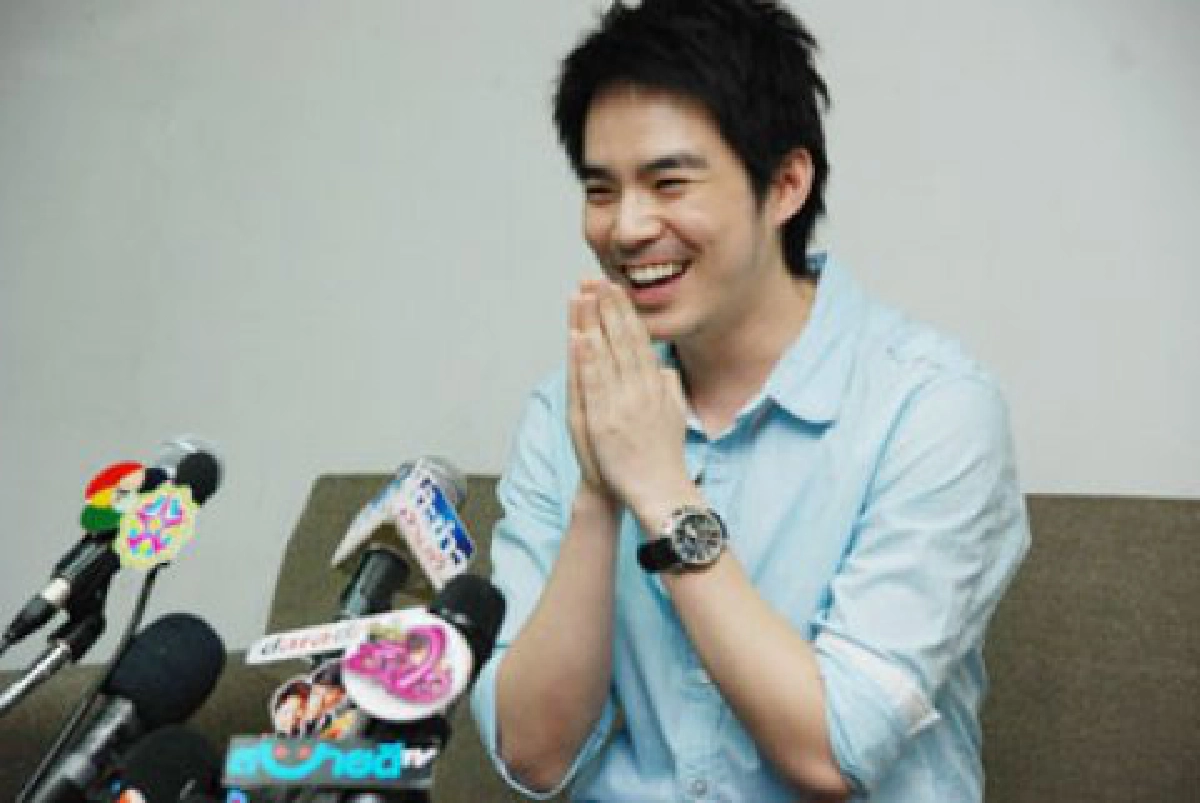ขอโทษคร้าบ!!! ทีหลังผมจะไม่คิดทิ้ง "เฮีย" อีกแล้ว