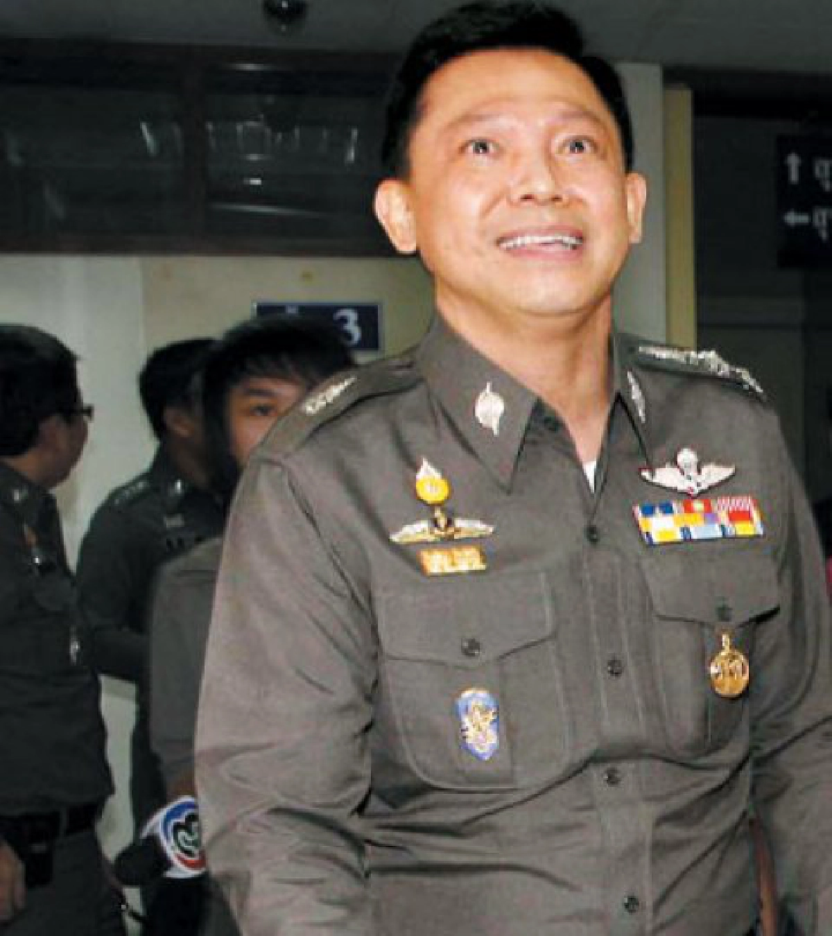 "พงศพัศ"วางไมค์มาจับปืนสร้างเน็ตเวิร์กบี้ "โจรข้ามชาติ" "พงศพัศ"วางไมค์มาจับปืนสร้างเน็ตเวิร์กบี้ "โจรข้ามชาติ"