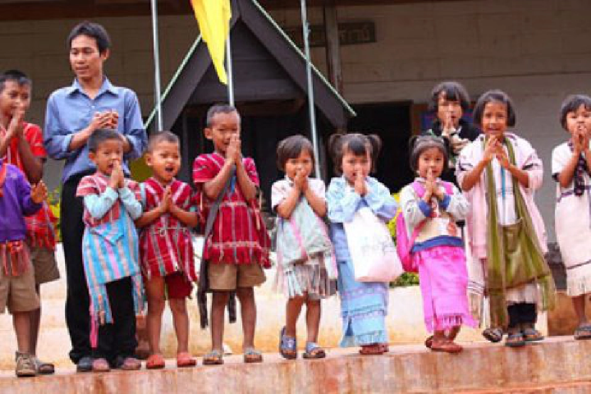 "ไทยออยล์"สานฝันเด็กดอย "ไทยออยล์"สานฝันเด็กดอย