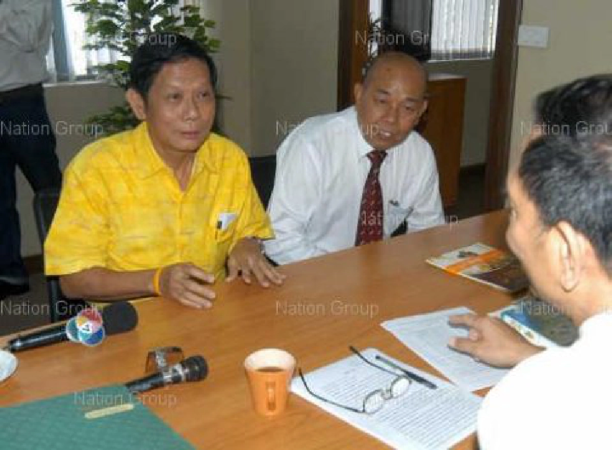 รวบนายกเล็กคูคตปทุมพร้อมซองรับเงิน รวบนายกเล็กคูคตปทุมพร้อมซองรับเงิน