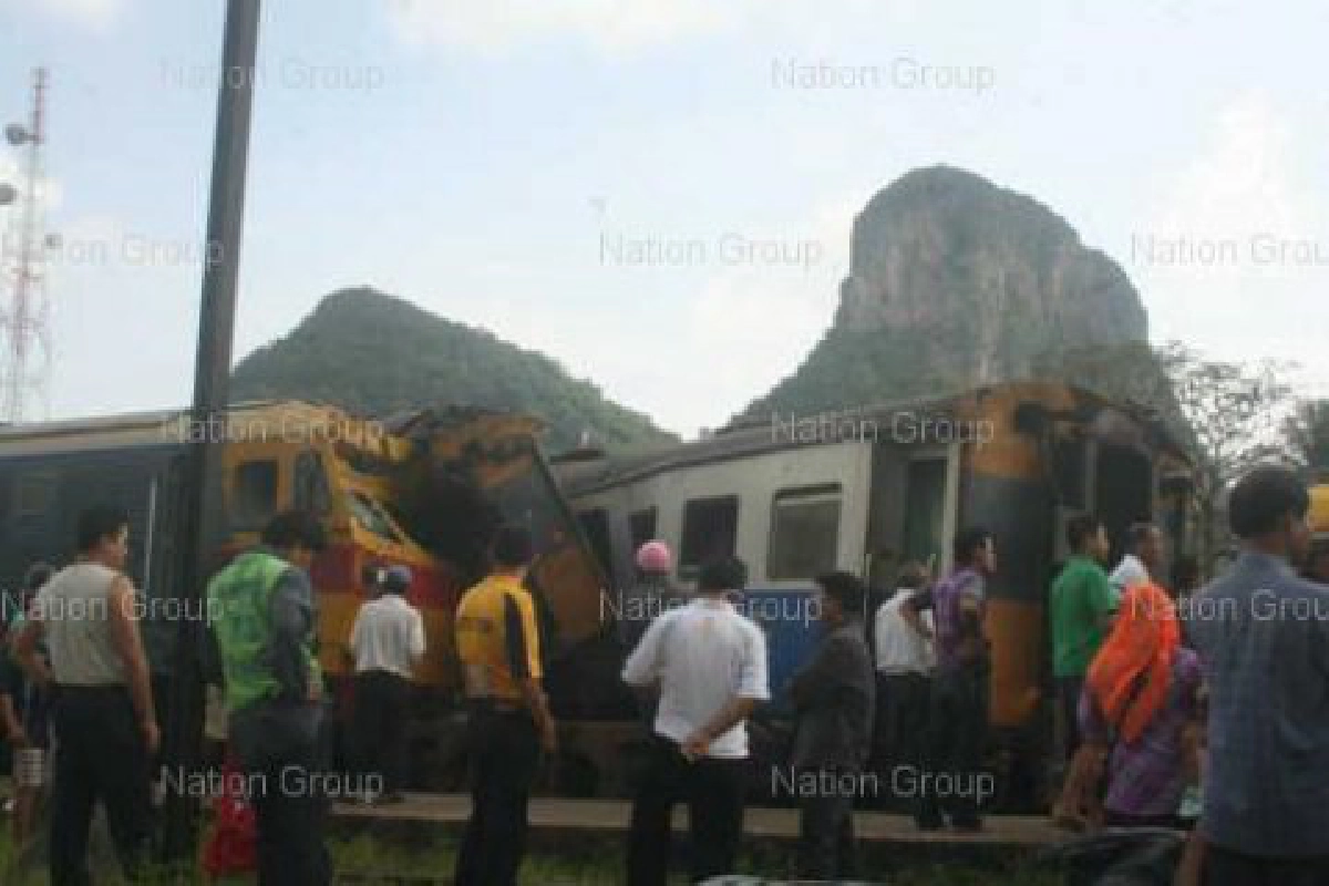 รถไฟสายใต้พุ่งชนขบวนรถขนส่งสินค้าเจ็บ3