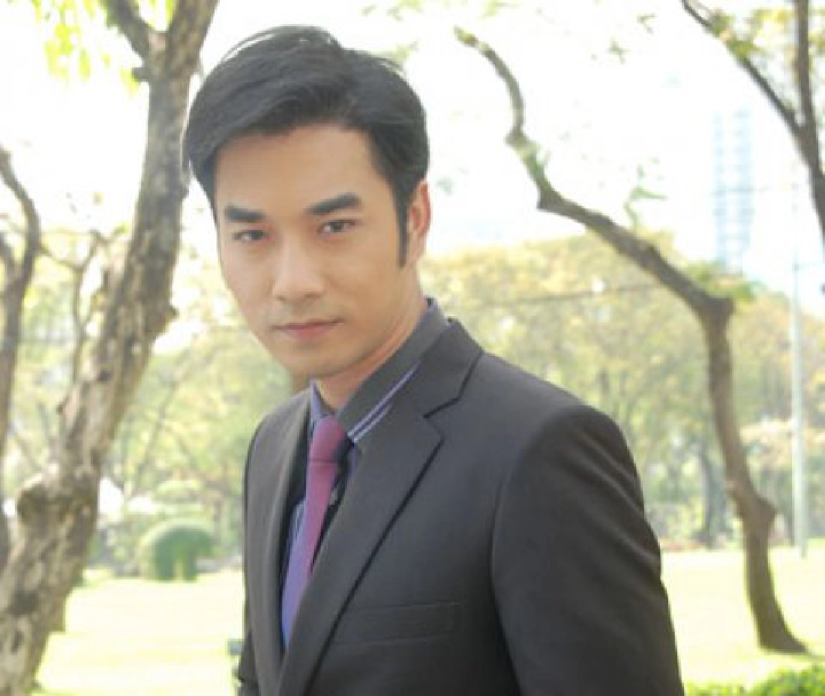 เสิร์ฟข่าวเม้าท์แตก (พฤหัสบดีที่ 20 มกราคม 2554)
เสิร์ฟข่าวเม้าท์แตก (พฤหัสบดีที่ 20 มกราคม 2554)