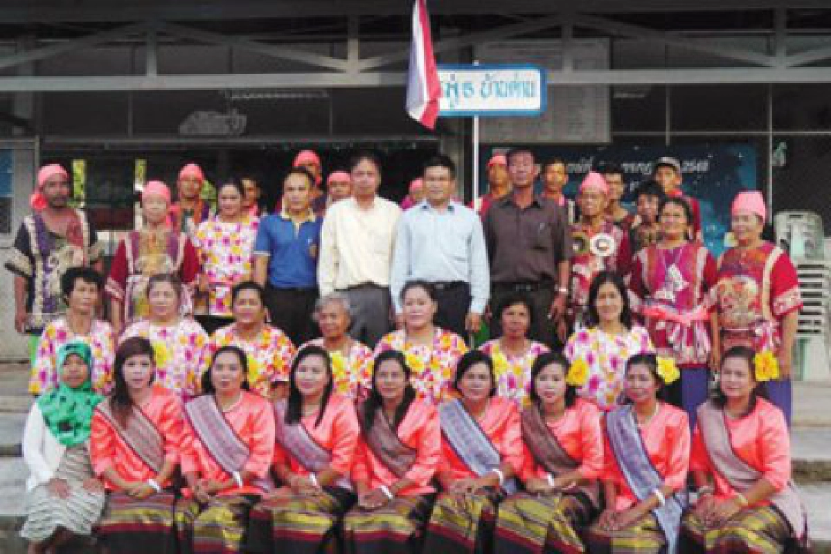 ธรรมรงค์ คงวัดใหม่
กับวจี...จะรุ่นไหน วัดใดสร้าง ก็ศักดิ์สิทธิ์
ธรรมรงค์ คงวัดใหม่
กับวจี...จะรุ่นไหน วัดใดสร้าง ก็ศักดิ์สิทธิ์