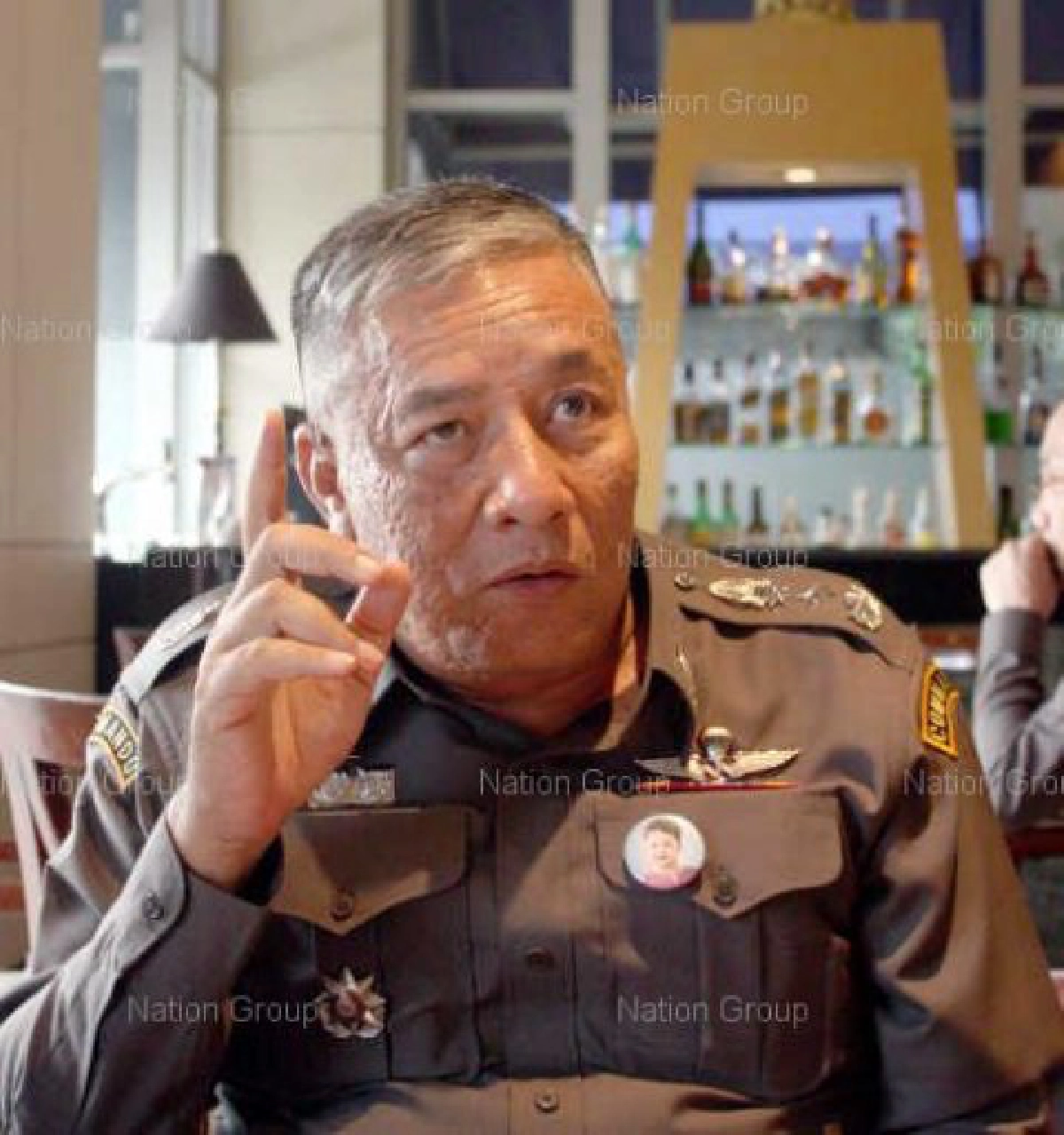 สั่งเด้งผกก.ช่วยราชการตร.น้ำพันรีดไถ สั่งเด้งผกก.ช่วยราชการตร.น้ำพันรีดไถ