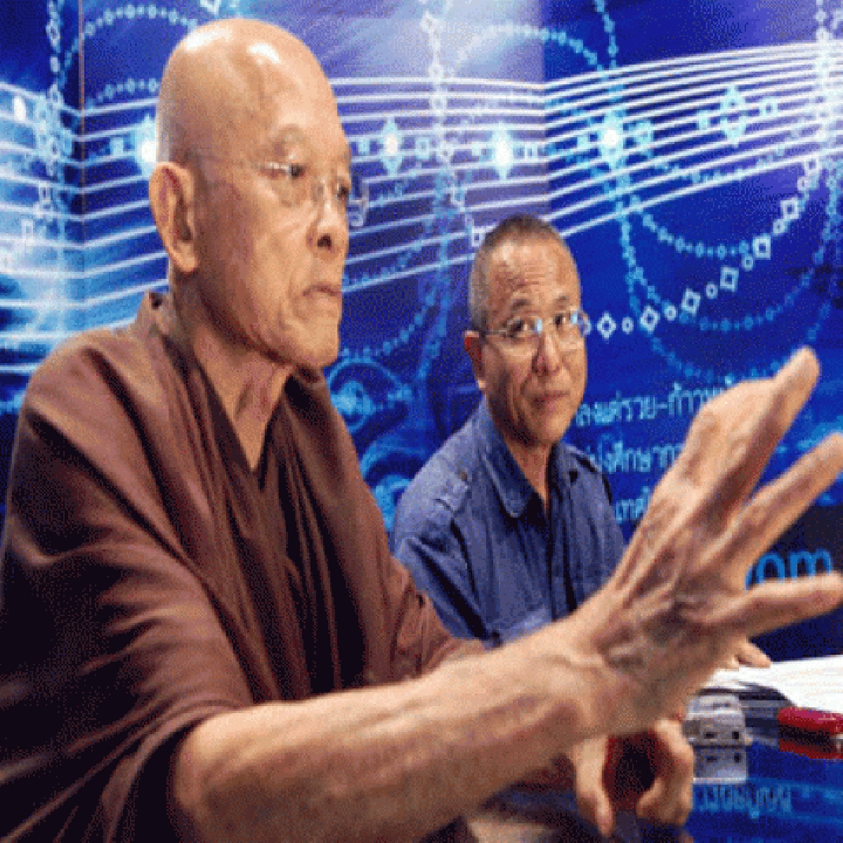 โพธิรักษ์สมานรอยแตกจำลอง-ไชยวัฒน์