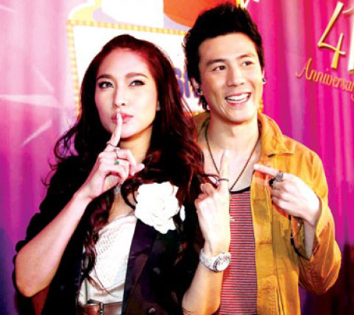 โดม - คนนี่แฟนคราย...ย อ่ะ 
พลอย - อดีตแฟนโดม ปัจจุบันแฟนต้าร์ แต่ไม่มีรายชื่อ "เก่ง" เมธัส แน่นอนย่ะ ชู่ววว !