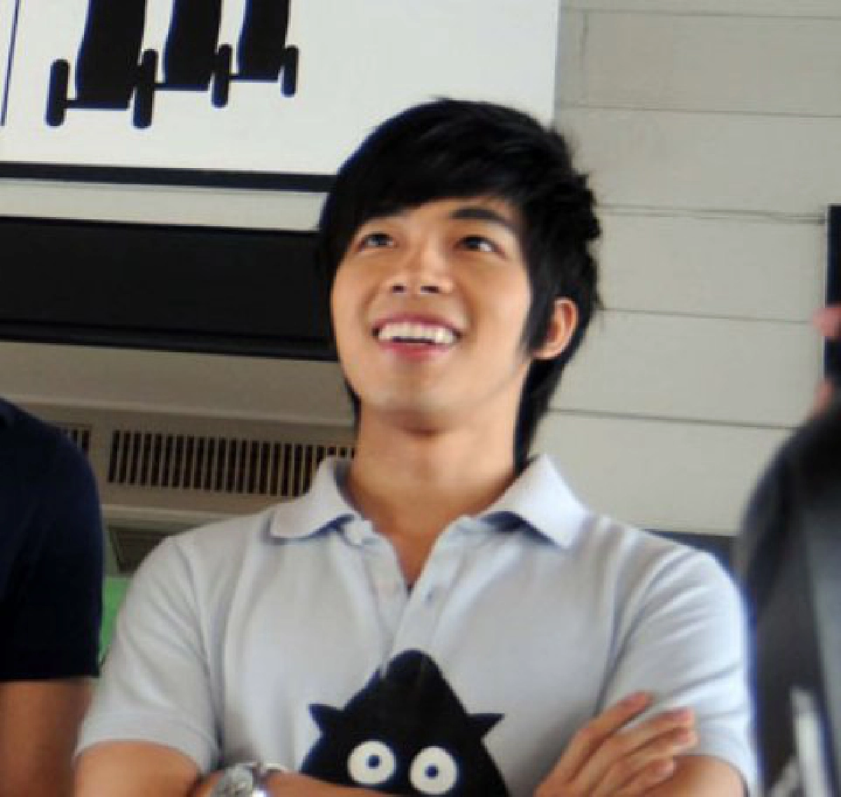 เม้าท์นอกจอ (พุธที่ 26 มกราคม 2554)
เม้าท์นอกจอ (พุธที่ 26 มกราคม 2554)