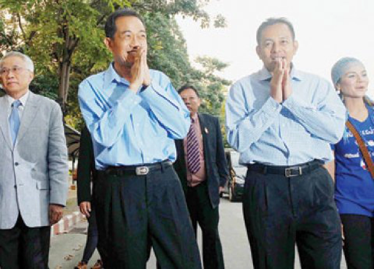 ถึงเวลานายกฯตั้งเวทีกับสังคมไทย ถึงเวลานายกฯตั้งเวทีกับสังคมไทย