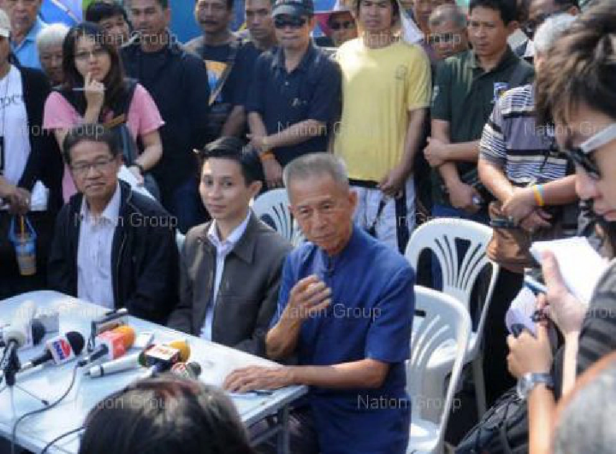 "จำลอง"ยันม็อบยืดเยื้อ-รัฐปัดข้อเสนอ 