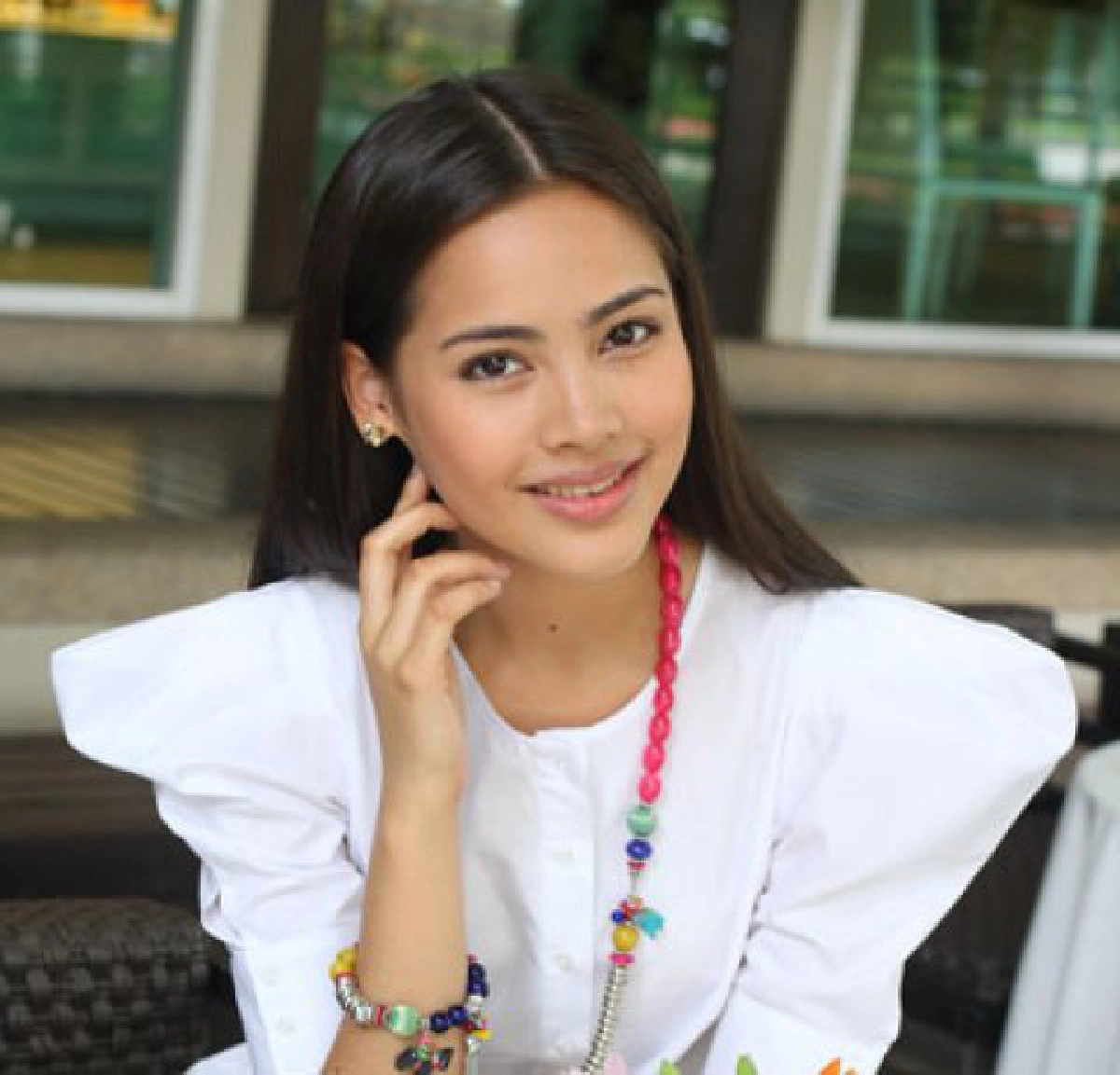 เม้าท์นอกจอ (พฤหัสบดีที่ 3 กุมภาพันธ์ 2554)
เม้าท์นอกจอ (พฤหัสบดีที่ 3 กุมภาพันธ์ 2554)