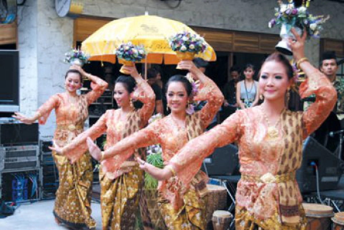 หนังเงานานาชาติในงานเมืองลุงโลก
หนังเงานานาชาติในงานเมืองลุงโลก