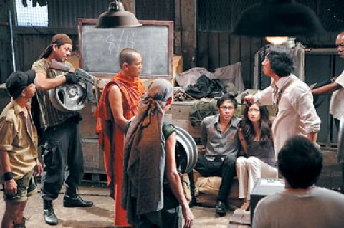 เสิร์ฟข่าวเม้าท์แตก (ศุกร์ที่ 4 กุมภาพันธ์ 2554)
เสิร์ฟข่าวเม้าท์แตก (ศุกร์ที่ 4 กุมภาพันธ์ 2554)