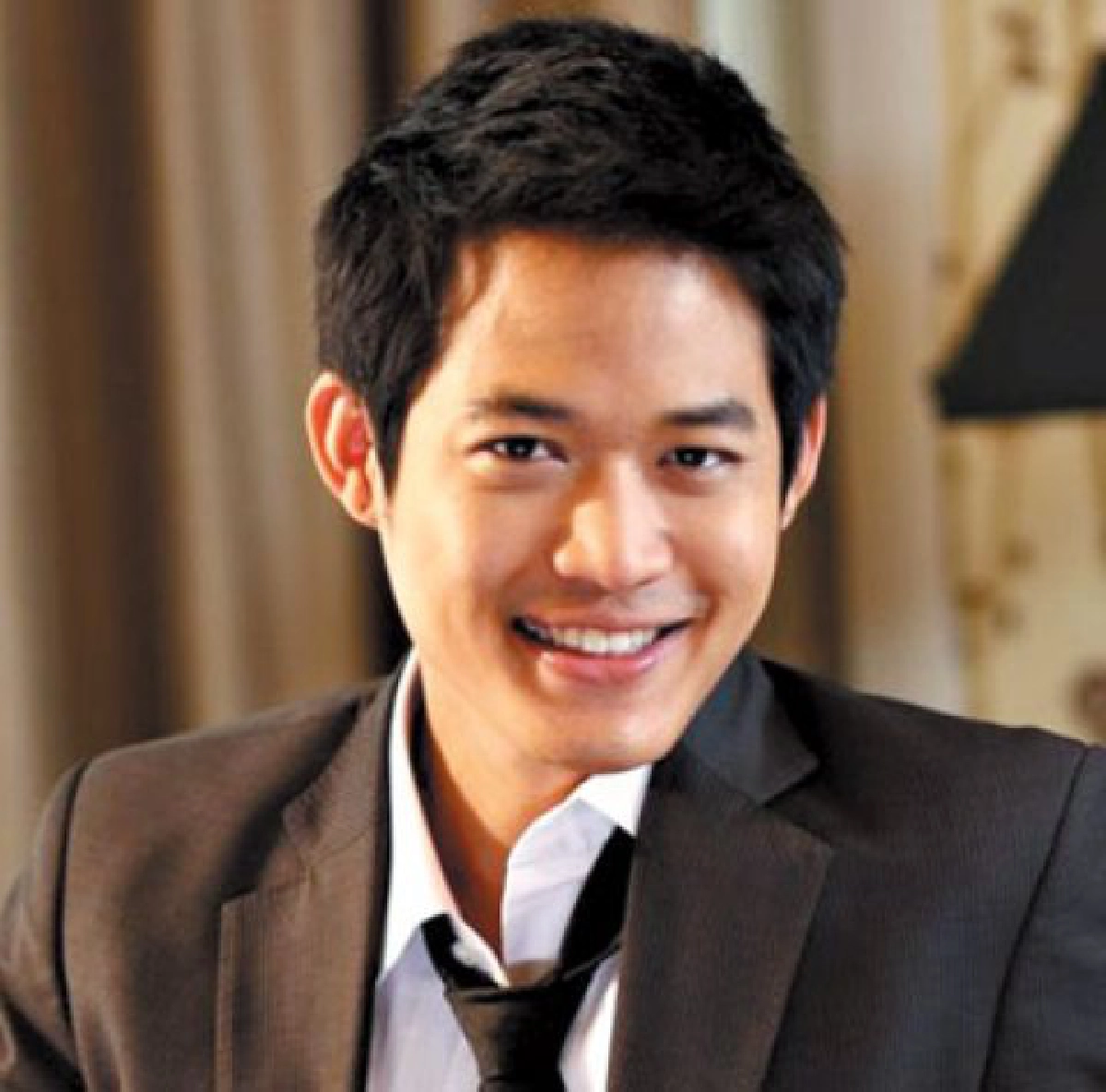 'ตู่' ส่งเพลงรัก 'Today'
ต้อนรับวาเลนไทน์
'ตู่' ส่งเพลงรัก 'Today'
ต้อนรับวาเลนไทน์