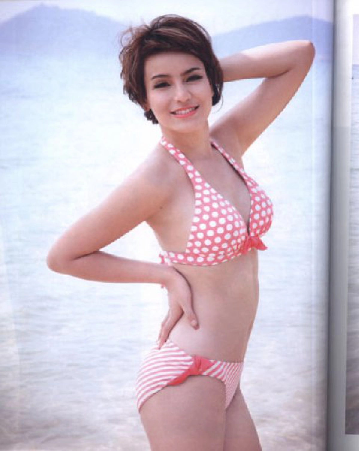 เชอะ ! แอนนี่ เจนี่  เจอฝ้าย "เซ็กซี่" แบบนี้ "ฟิล์ม" โอเคปะ