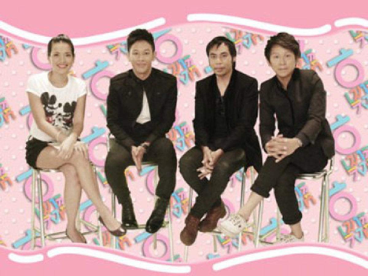 ไฮไลท์ทีวี (ศุกร์ที่ 11 กุมภาพันธ์ 2554)
ไฮไลท์ทีวี (ศุกร์ที่ 11 กุมภาพันธ์ 2554)