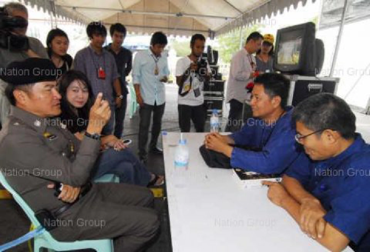 จัดคอนเสิร์ตคลายเครียดตร.ปราบม็อบ จัดคอนเสิร์ตคลายเครียดตร.ปราบม็อบ