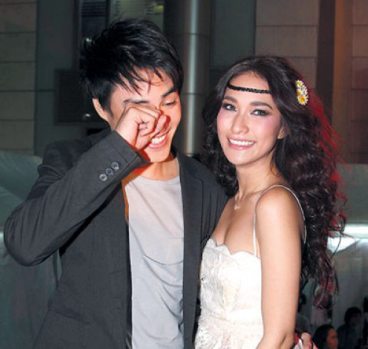 แบบว่าความรักกำลังเข้าตาคร้าบ!
