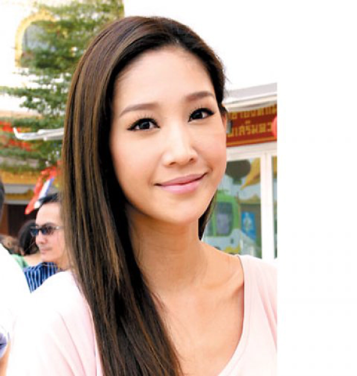 เม้าท์นอกจอ  (พฤหัสบดีที่ 17 กุมภาพันธ์ 2554)