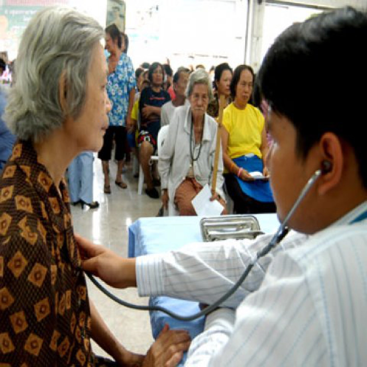 "แพทยสภาปกป้องทั้งคนไข้-แพทย์"