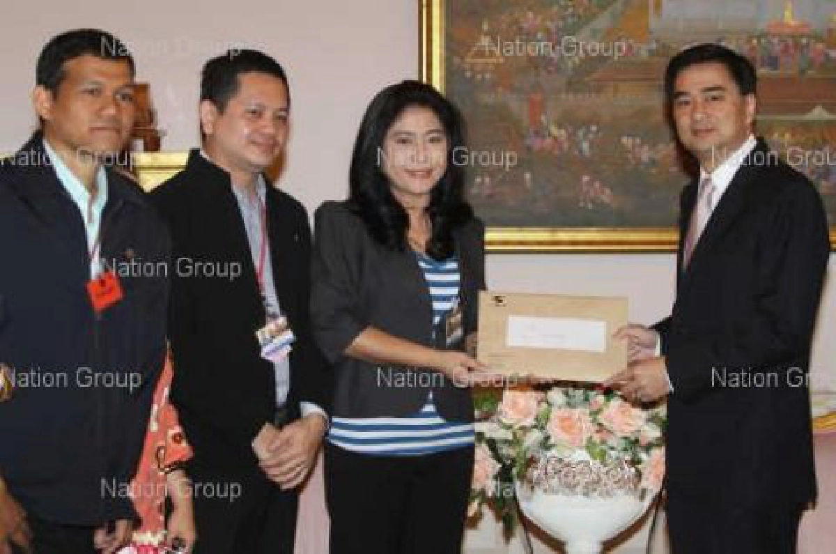 สหภาพฯยื่น'มาร์ค'สอบผู้บริหารอสมท. สหภาพฯยื่น'มาร์ค'สอบผู้บริหารอสมท.