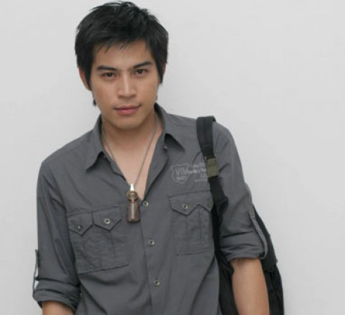 เชื่อใจ "โบว์" ไม่หวั่นข่าวฉาว
"ปอ" แจงรู้ทุกอย่างถึงได้คบ
เชื่อใจ "โบว์" ไม่หวั่นข่าวฉาว
"ปอ" แจงรู้ทุกอย่างถึงได้คบ