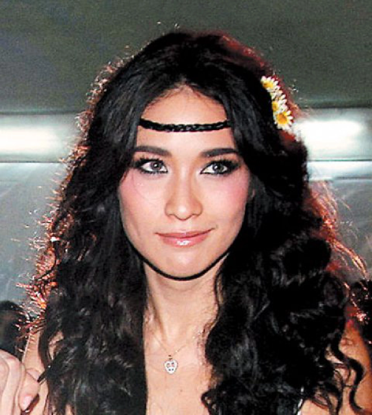 เม้าท์นอกจอ (พุธที่ 2 มีนาคม 2554)
เม้าท์นอกจอ (พุธที่ 2 มีนาคม 2554)