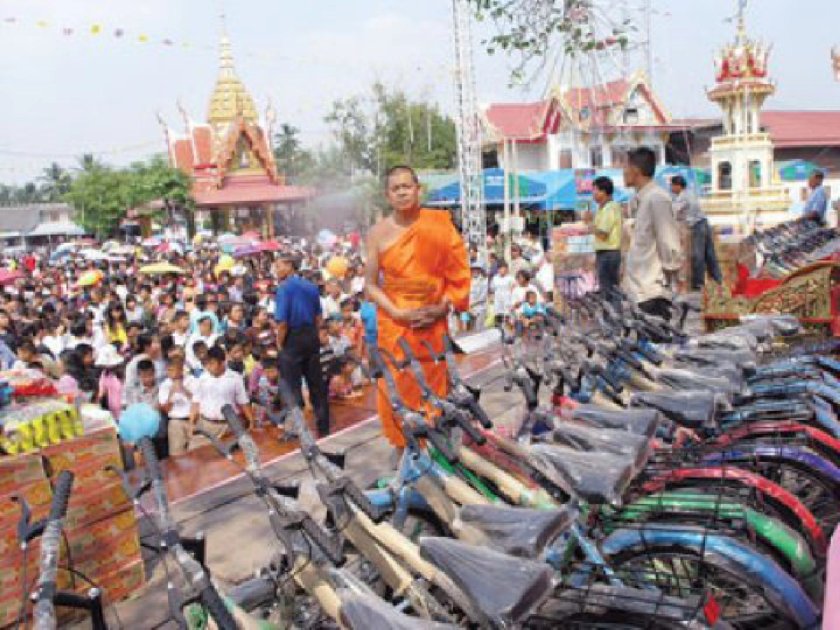 โรงเรียนวัดแห่งแรก
กับ...สรรพวิชาเกิดจากวัดตั้งแต่เกิดจนตาย
โรงเรียนวัดแห่งแรก
กับ...สรรพวิชาเกิดจากวัดตั้งแต่เกิดจนตาย